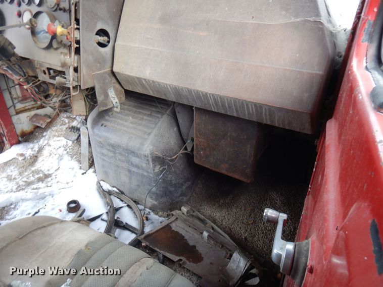 image for item AF9359 1976 White PT270  dump truck