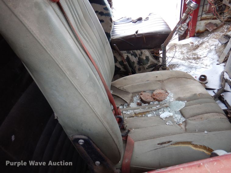 image for item AF9359 1976 White PT270  dump truck