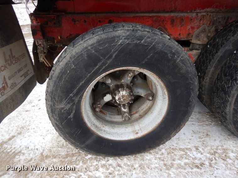 image for item AF9359 1976 White PT270  dump truck