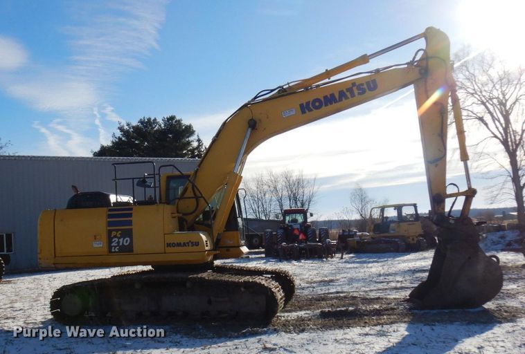 image for item AF9365 2014 Komatsu PC210LC-10  excavator