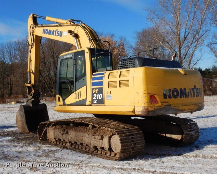 image for item AF9365 2014 Komatsu PC210LC-10  excavator
