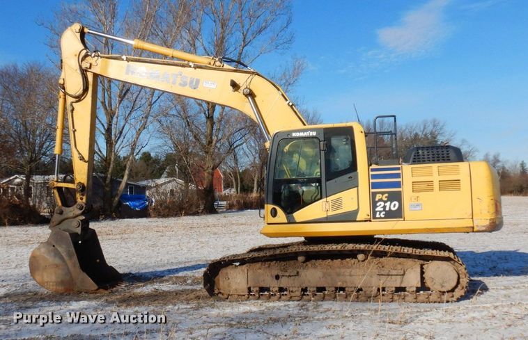 image for item AF9365 2014 Komatsu PC210LC-10  excavator