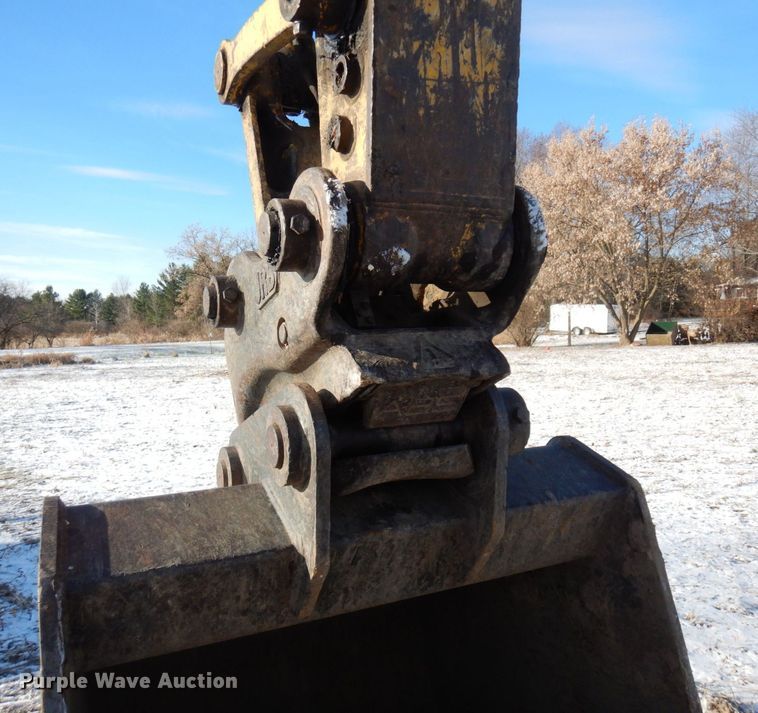 image for item AF9365 2014 Komatsu PC210LC-10  excavator