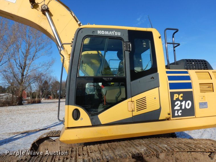 image for item AF9365 2014 Komatsu PC210LC-10  excavator