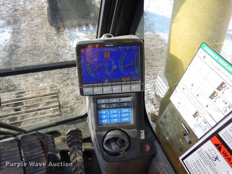 image for item AF9365 2014 Komatsu PC210LC-10  excavator