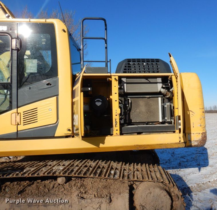 image for item AF9365 2014 Komatsu PC210LC-10  excavator