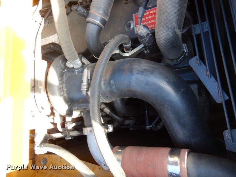 image for item AF9365 2014 Komatsu PC210LC-10  excavator