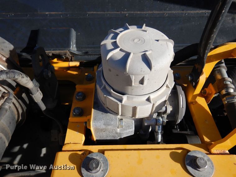 image for item AF9365 2014 Komatsu PC210LC-10  excavator