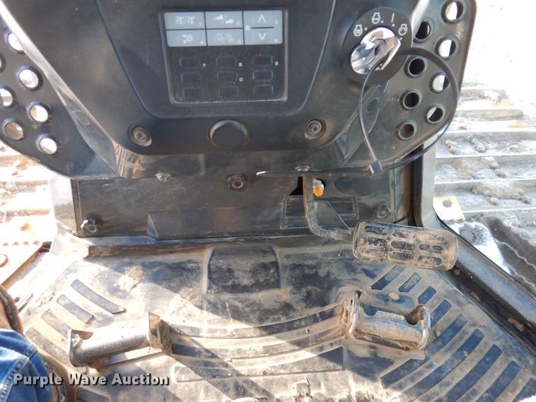 image for item AF9366 2014 Komatsu D61PX-23  dozer