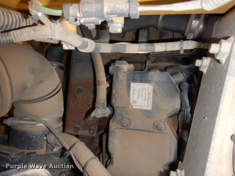 image for item AF9366 2014 Komatsu D61PX-23  dozer