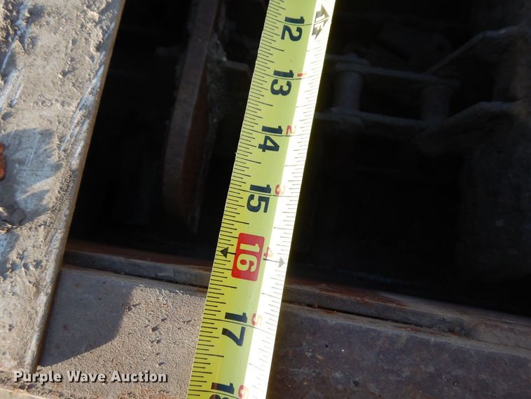 image for item AF9370 Asphalt drag slat conveyor