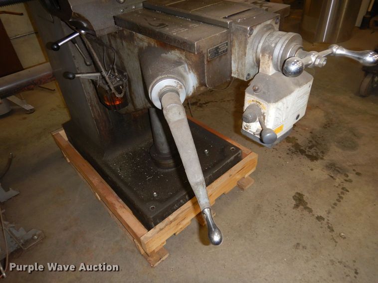 image for item AF9377 Enco  milling machine