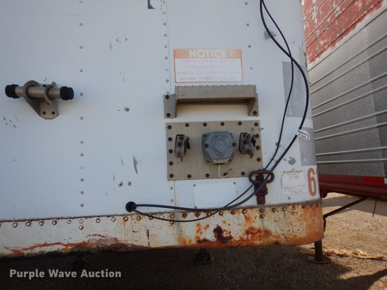 image for item AF9380 1984 Timpte TA136R  dry van trailer