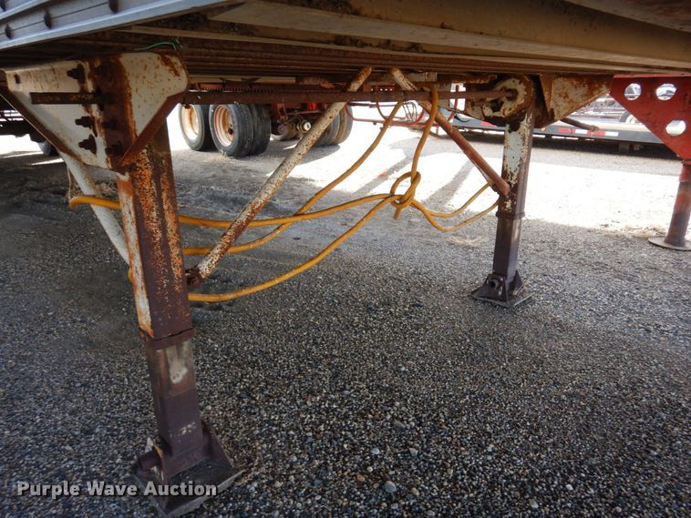 image for item AF9380 1984 Timpte TA136R  dry van trailer