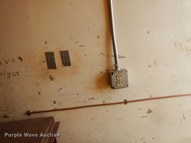 image for item AF9380 1984 Timpte TA136R  dry van trailer