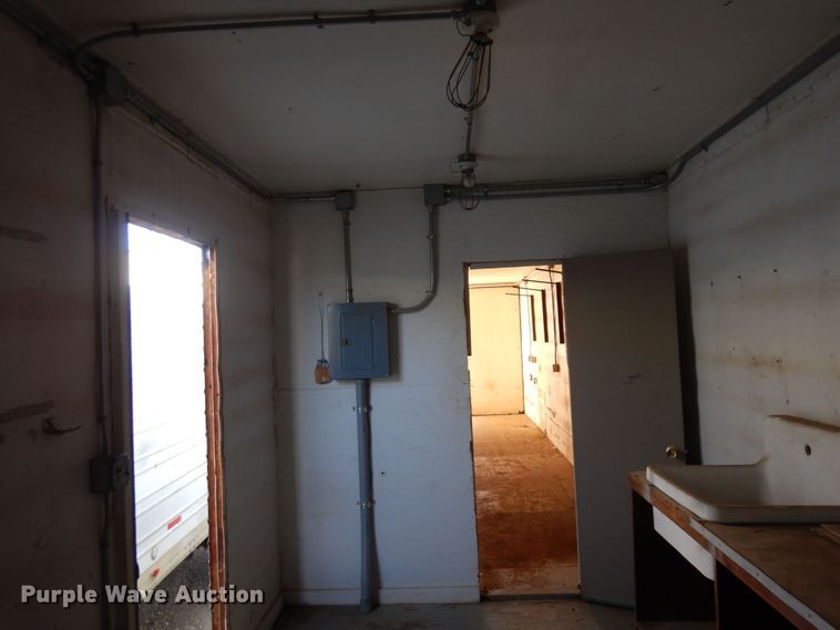 image for item AF9380 1984 Timpte TA136R  dry van trailer