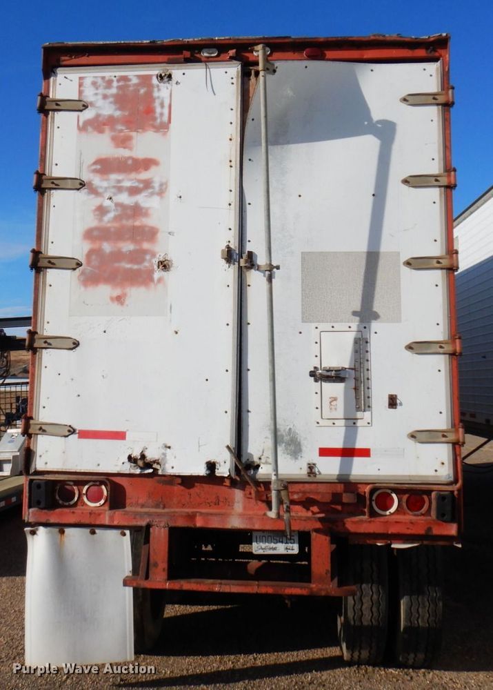 image for item AF9384 1977 Utility  dry van trailer