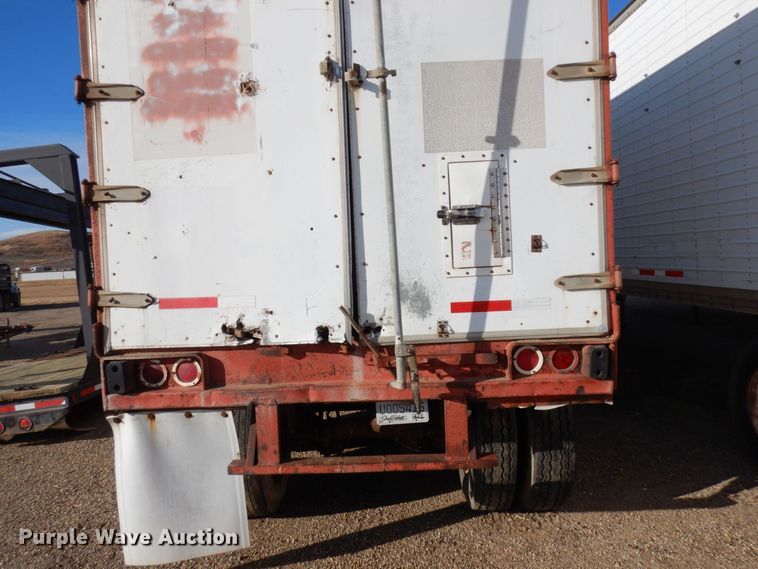 image for item AF9384 1977 Utility  dry van trailer