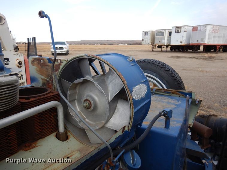 image for item AF9398 Deutz  six cylinder diesel engine