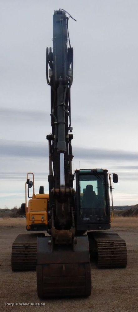 image for item AF9401 2012 Volvo EC220DL  excavator
