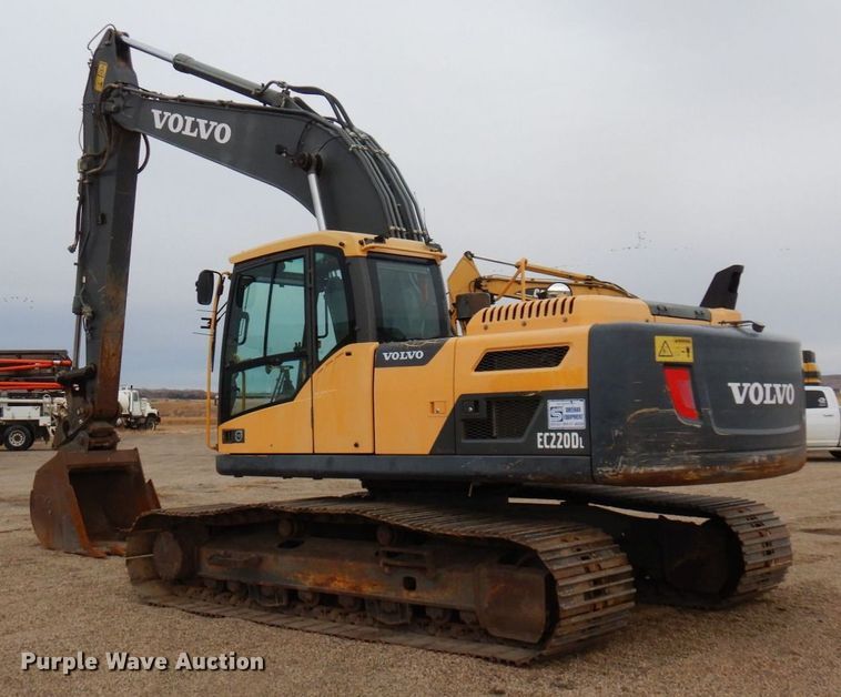 image for item AF9401 2012 Volvo EC220DL  excavator