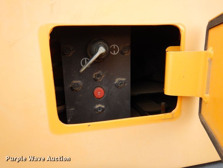 image for item AF9401 2012 Volvo EC220DL  excavator