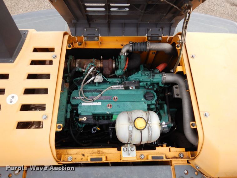 image for item AF9401 2012 Volvo EC220DL  excavator