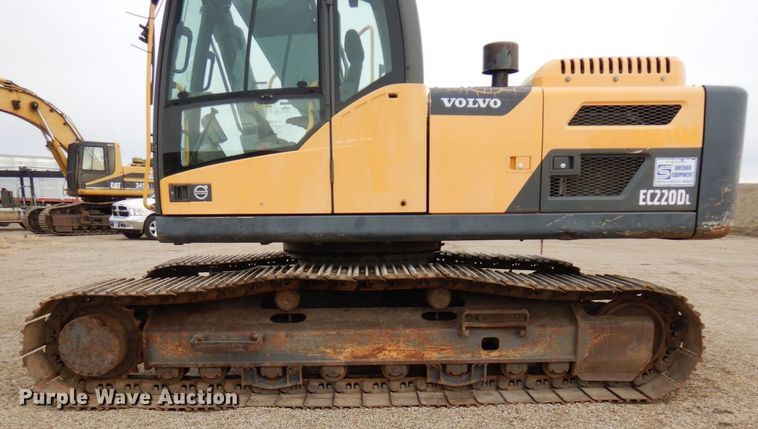 image for item AF9401 2012 Volvo EC220DL  excavator