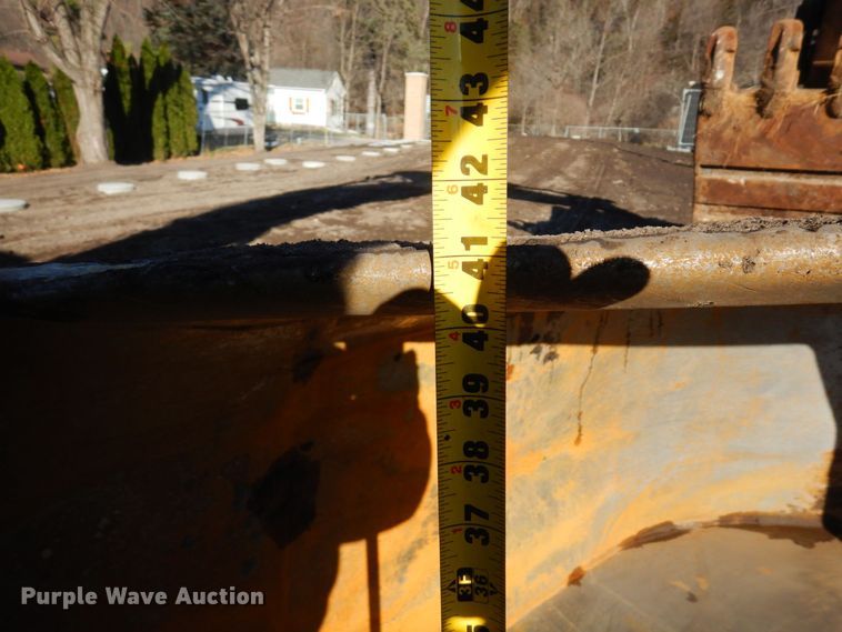 image for item AF9402 EBI  42"W sand bucket