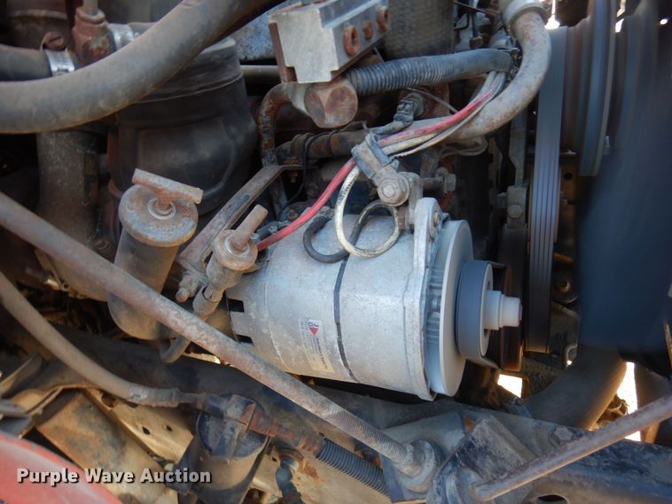 image for item AF9403 1993 International F-8100  semi truck