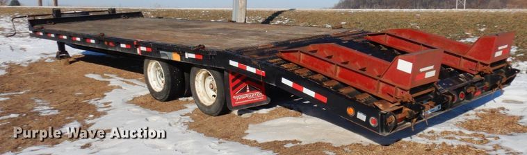 image for item AF9404 2013 Towmaster  T-40 equipment trailer