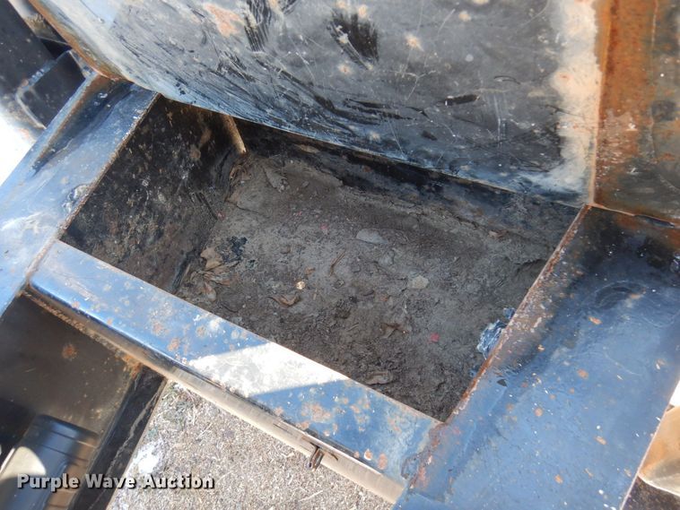 image for item AF9404 2013 Towmaster  T-40 equipment trailer