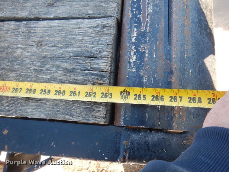 image for item AF9404 2013 Towmaster  T-40 equipment trailer