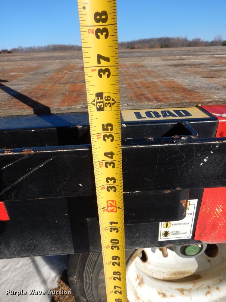 image for item AF9404 2013 Towmaster  T-40 equipment trailer