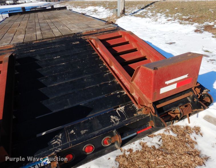 image for item AF9404 2013 Towmaster  T-40 equipment trailer