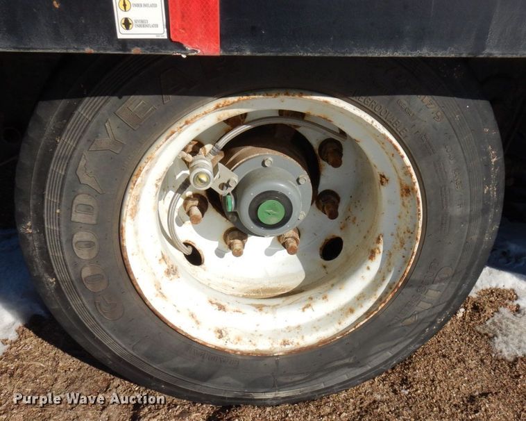 image for item AF9404 2013 Towmaster  T-40 equipment trailer