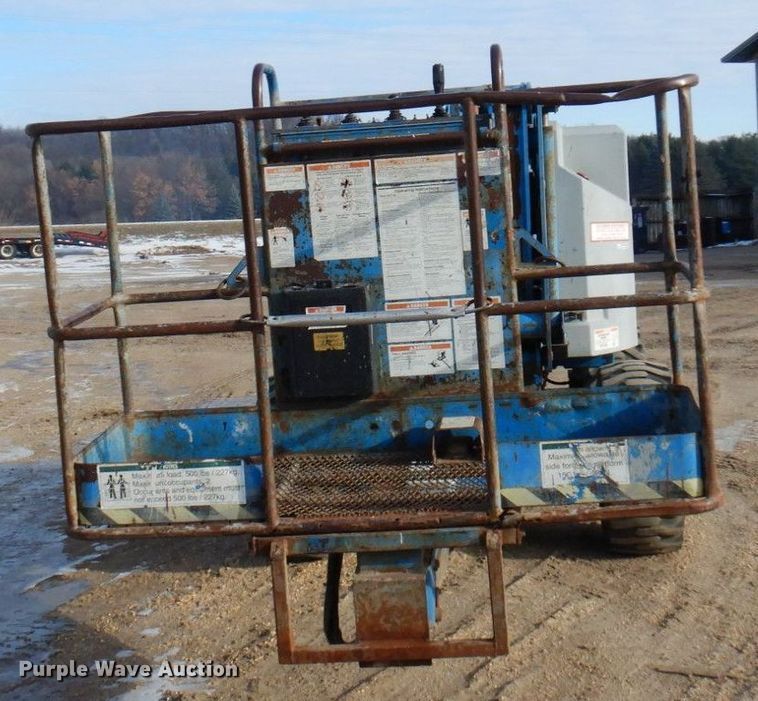 image for item AF9406 1992 Genie Z45-22  boom lift