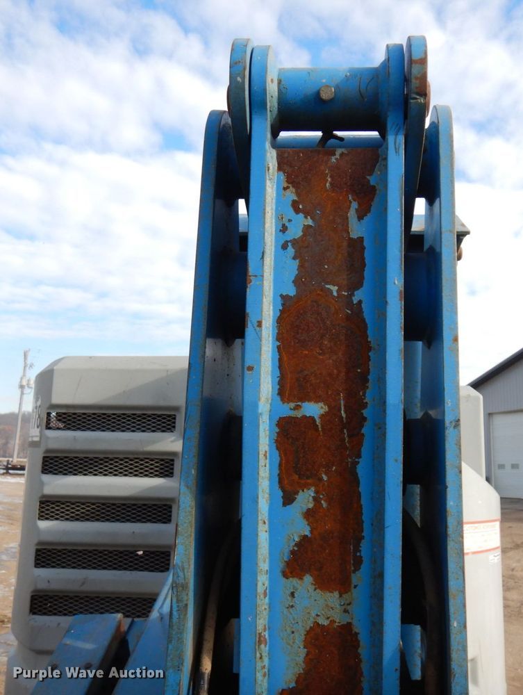 image for item AF9406 1992 Genie Z45-22  boom lift