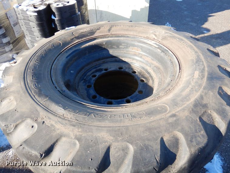 image for item AF9424 (4) 13.00-24 tires and wheels