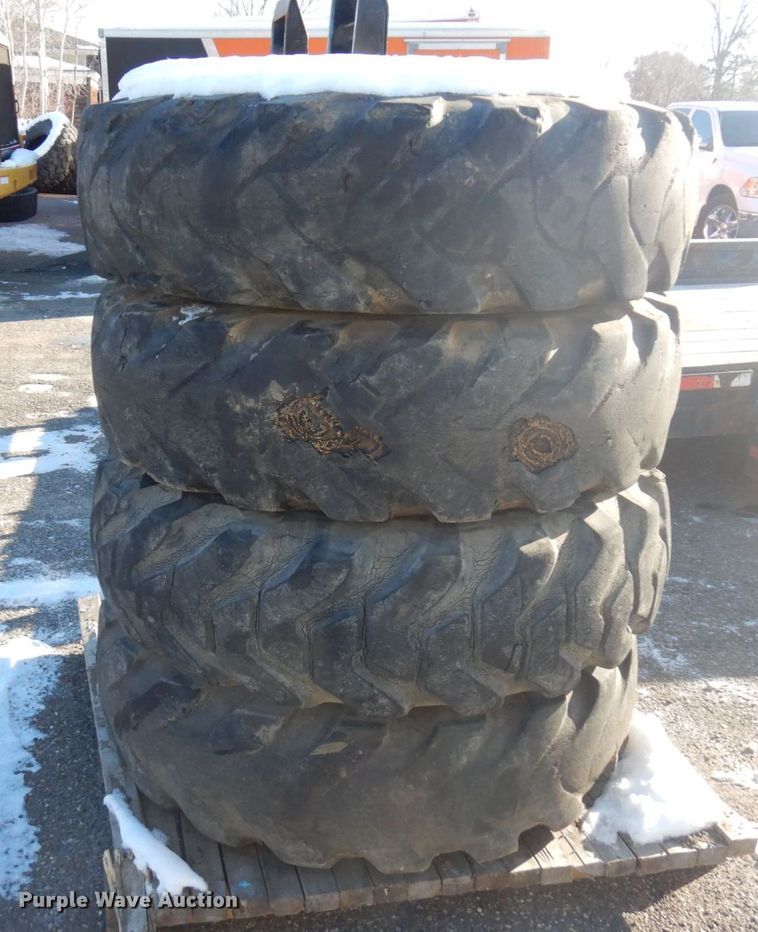 image for item AF9424 (4) 13.00-24 tires and wheels