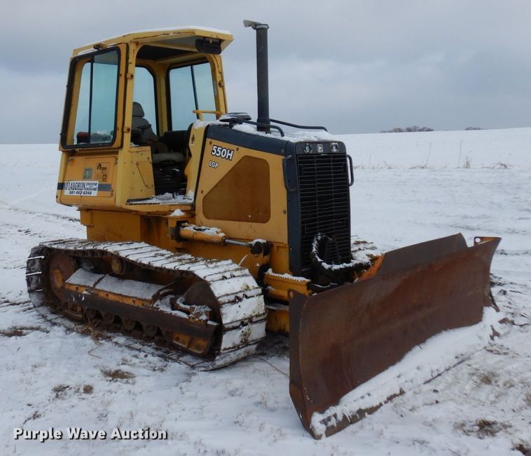 image for item AF9430 2001 John Deere 550H LGP  dozer