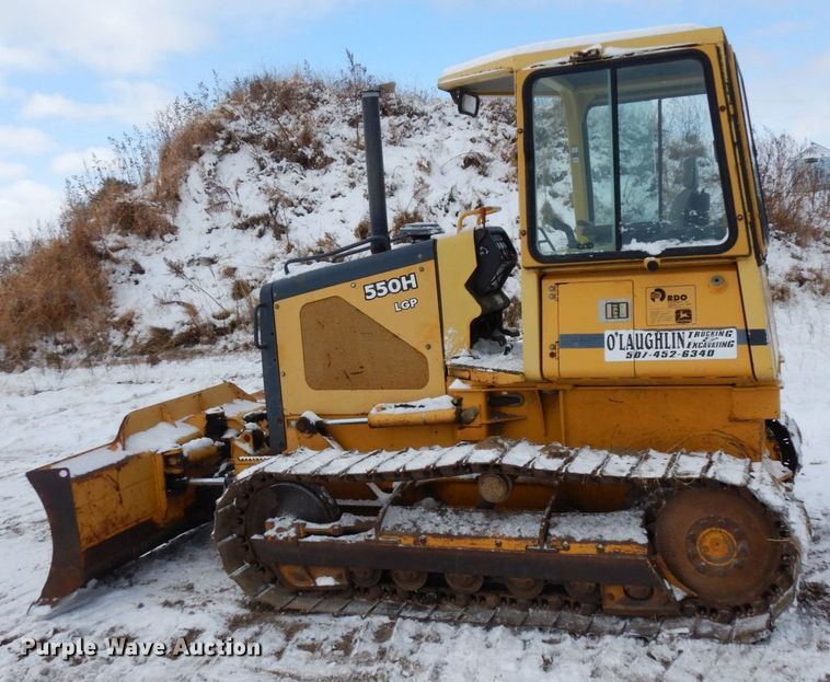 image for item AF9430 2001 John Deere 550H LGP  dozer