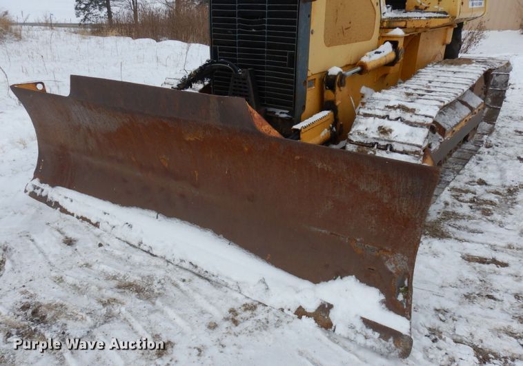 image for item AF9430 2001 John Deere 550H LGP  dozer