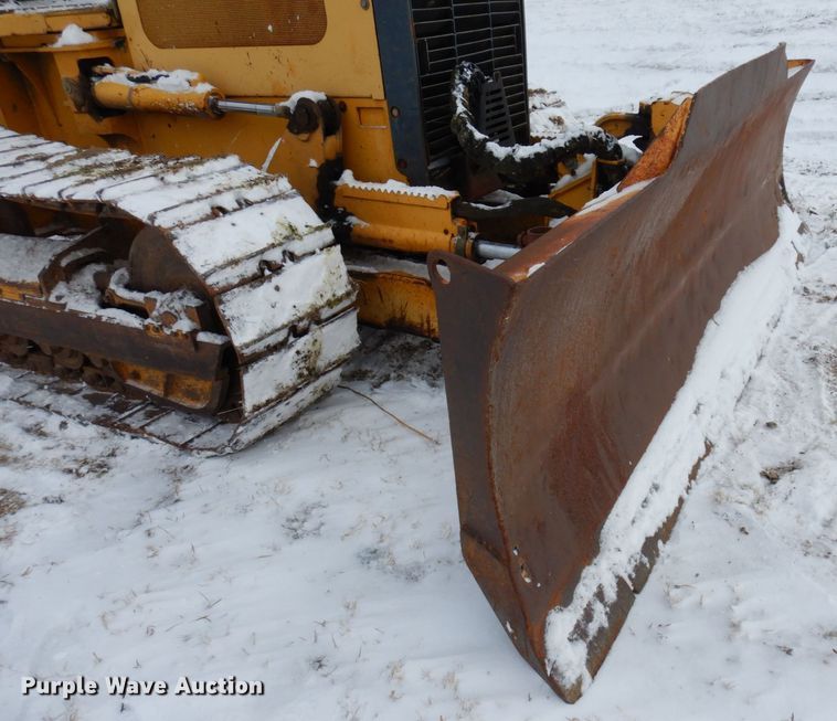 image for item AF9430 2001 John Deere 550H LGP  dozer