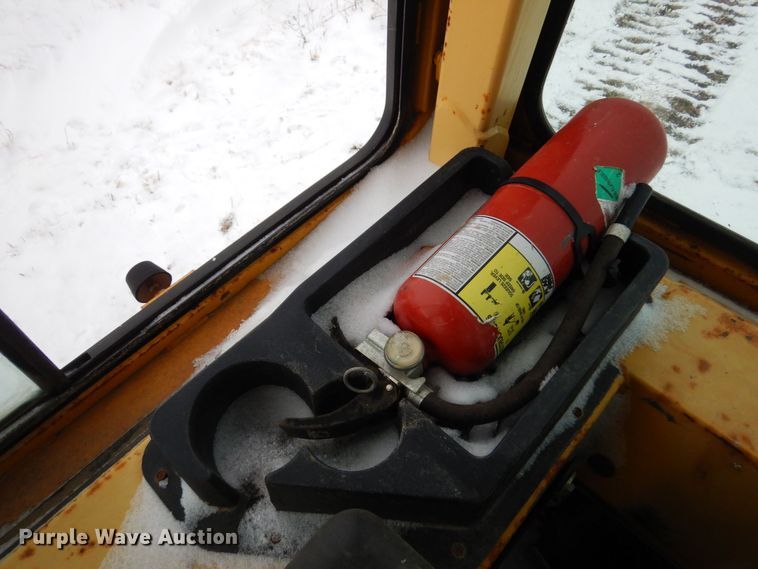 image for item AF9430 2001 John Deere 550H LGP  dozer