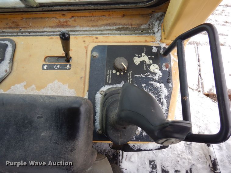 image for item AF9430 2001 John Deere 550H LGP  dozer