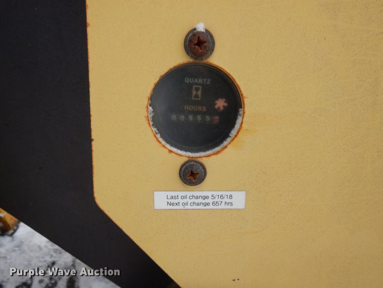 image for item AF9430 2001 John Deere 550H LGP  dozer