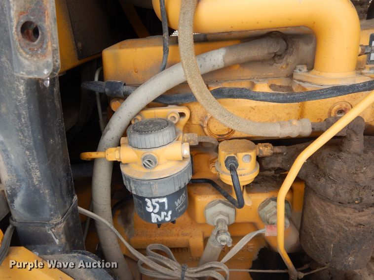 image for item AF9430 2001 John Deere 550H LGP  dozer