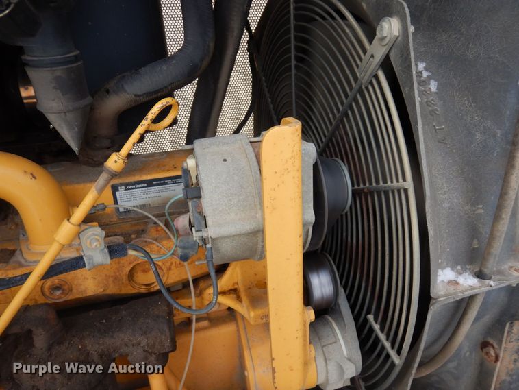 image for item AF9430 2001 John Deere 550H LGP  dozer