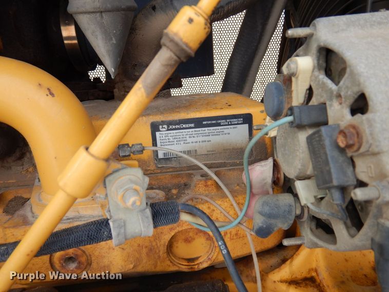 image for item AF9430 2001 John Deere 550H LGP  dozer